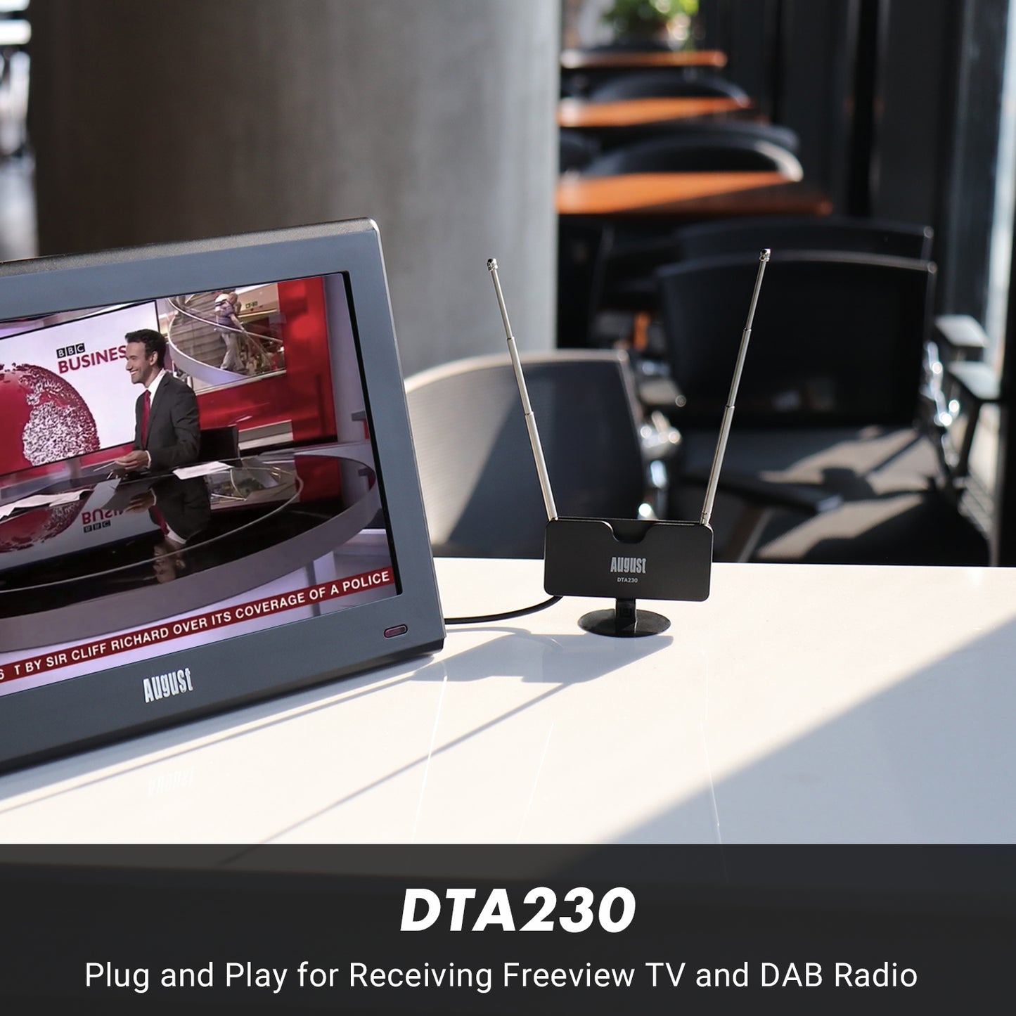 Tragbare DVB-T2 Teleskopantenne UHF M.265 Saugfuß - August DTA230